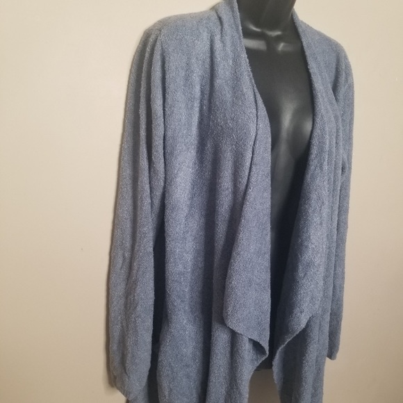 # 31 -Barefoot Dreams-EUC -  Island Lite cardigan- Bluish gray buttery soft - Picture 5 of 7